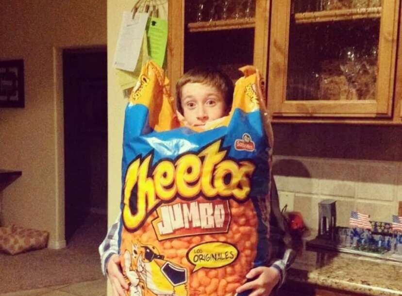 hot cheetos giant