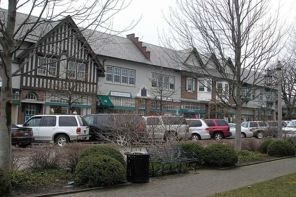 Why Your Chicago Suburb Sucks Thrillist Why Your Chicago Suburb Sucks Thrillist