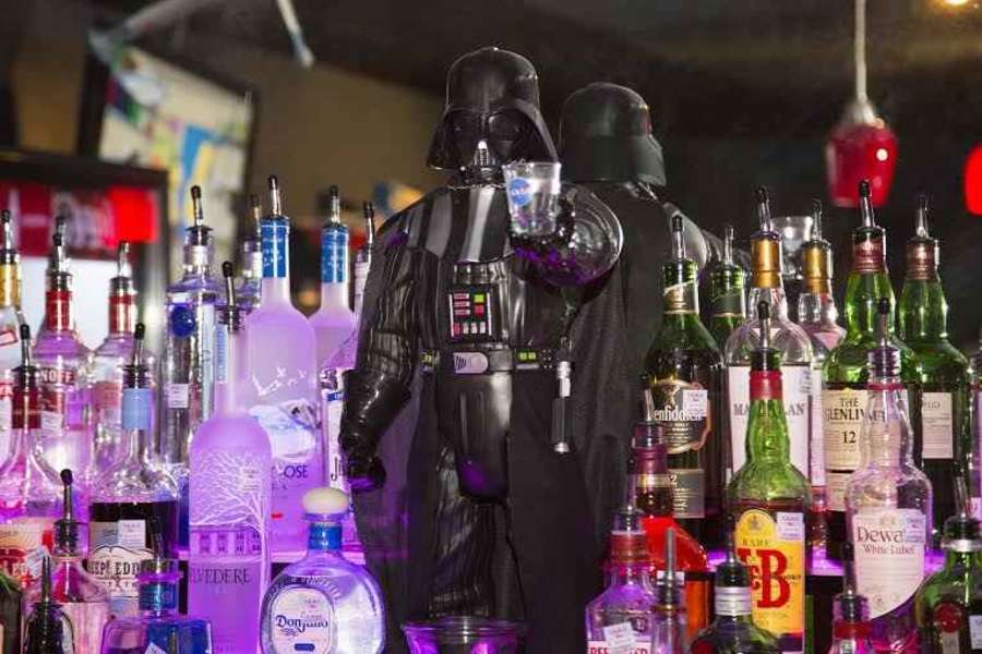 Neil's Bahr: A Bar in Houston, TX - Thrillist