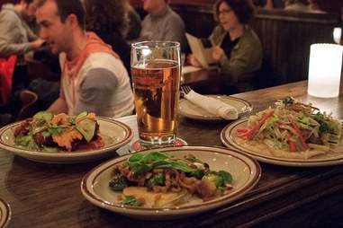 Bishop and Bagg Pub