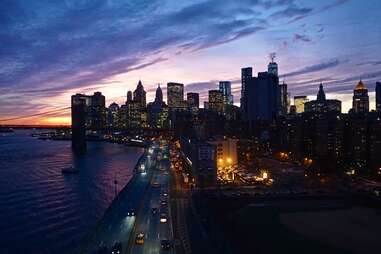 NQ-Train Manhattan Bridge