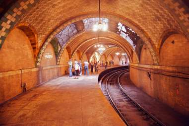 12 Secrets of the New York Subway, Travel