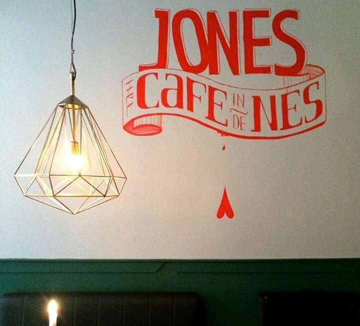 Bar Jones