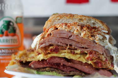 Tortas Neza at Juan Bar