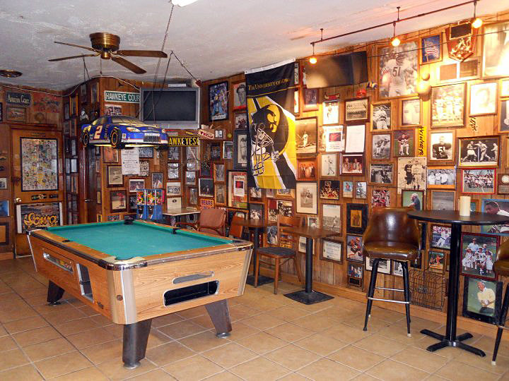 Best Dive Bars In Chicago Neighborhood Guide Thrillist best-dive-bars-in-chicago-neighborhood-guide-thrillist
