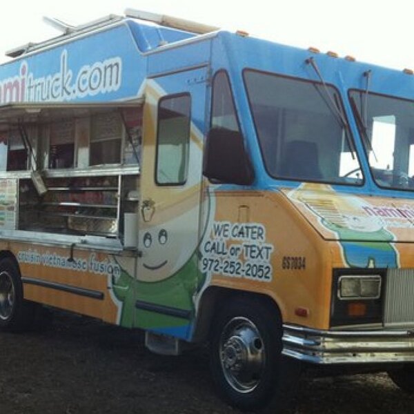 Crow Collection + Food Trucks Eat Thrillist Dallas