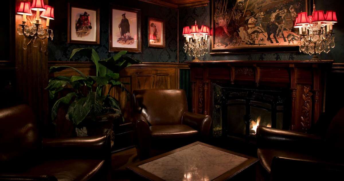 Best Fireplace Bars In NYC Thrillist   Tmg Facebook Social 