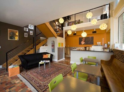 Murray Street Coffee Shop A Dallas Tx Bar Thrillist