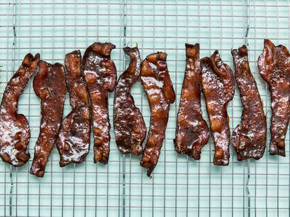 Beer Glazed Bacon — Thrillist Recipes