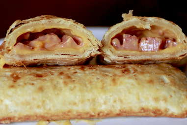 Every Hot Pocket Ranked And Reviewed - Thrillist