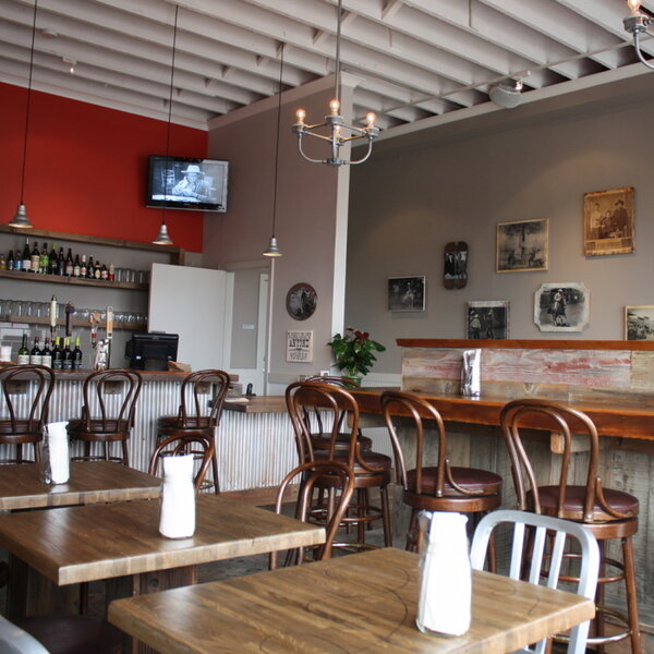 B-Side BBQ: A Restaurant in Oakland, CA - Thrillist