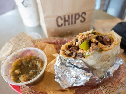 chipotle carnitas burrito