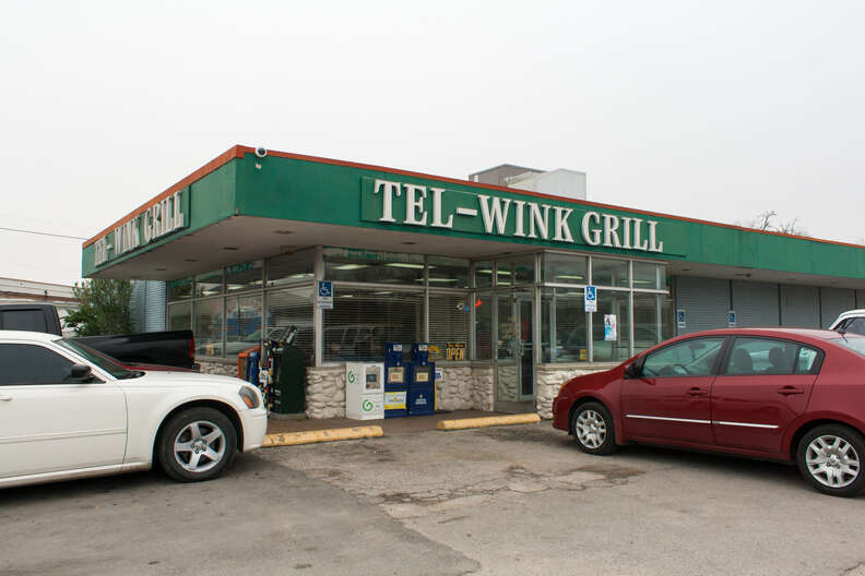 Tel-Wink Grill