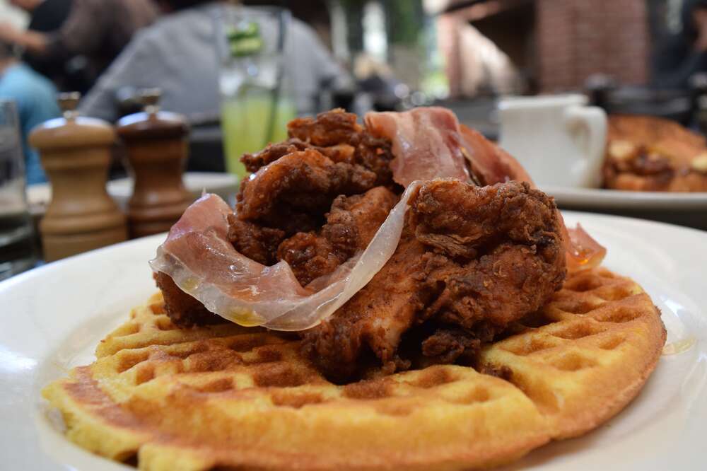 Best Chicken And Waffles In La Thrillist