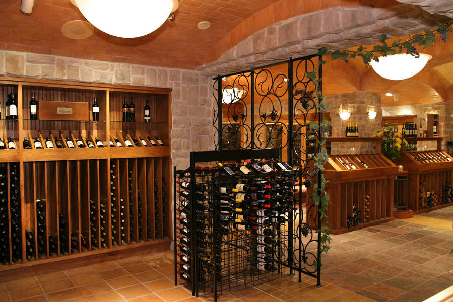 Wine Cellar & Tasting Room: A Bar in Las Vegas, NV - Thrillist