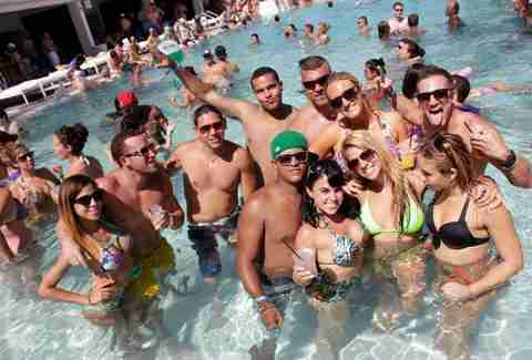 South Beach Miami Girls Hot - Why Dating In Miami Is Different Than Anywhere Else - Thrillist