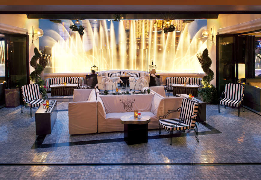 Best Places to Makeout in Las Vegas -- Best Date Bars -- Most Romantic