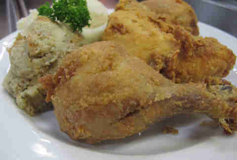 chicken fried buttermilk without eggs zehnder america spots thrillist frankenmuth courtesy