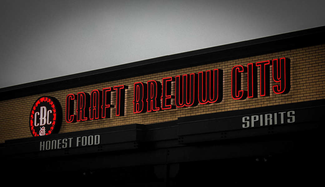 Craft Breww City: A Farmington Hills, MI Bar - Thrillist