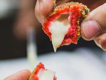 cap'n crunch delights donuts taco bell