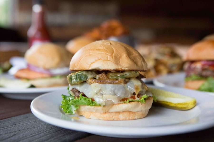 Where To Get The Best Burgers In Tennessee - Thrillist