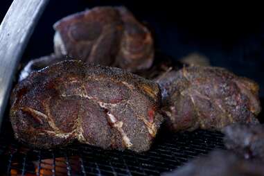 How to Smoke Meat: Guide to Cooking With a Smoker - Thrillist