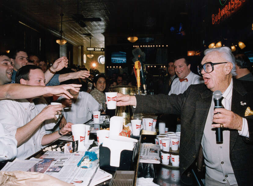 Harry Caray, this Bud's for you., News