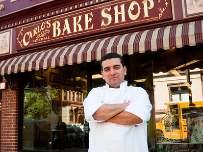 Buddy Valastro in front of Carlo's Bakery