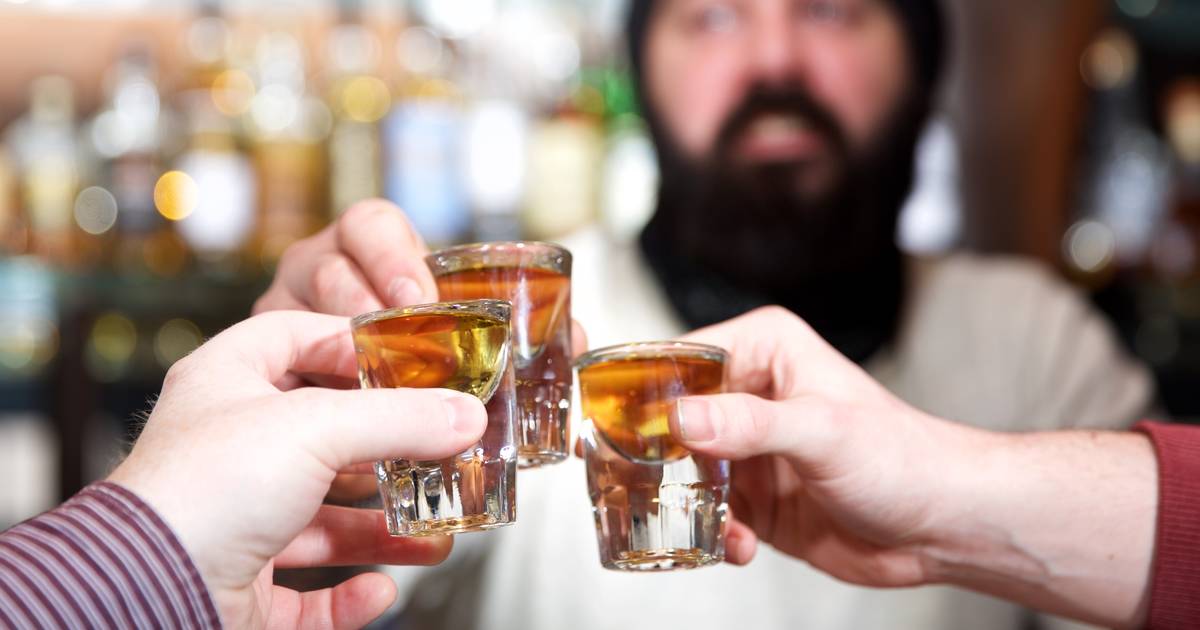 How to Measure a Shot Without a Shot Glass - Thrillist