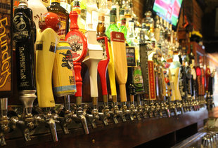 Ashley's Restaurant & Pub