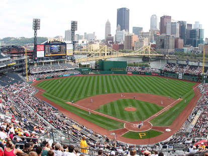 PNC Park: Pittsburgh Pirates  Baseball game outfits, Chicago