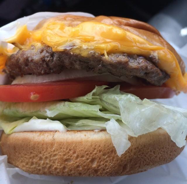 Giant Hamburgers: A Phoenix, AZ Restaurant.