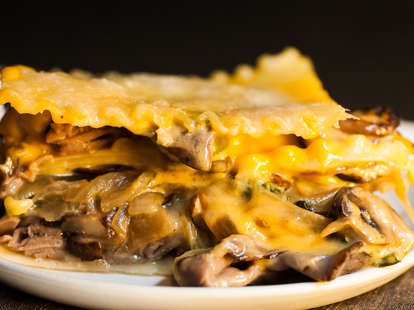 cheesesteak lasagna