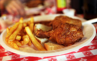 Gus's World Famous Fried Chicken