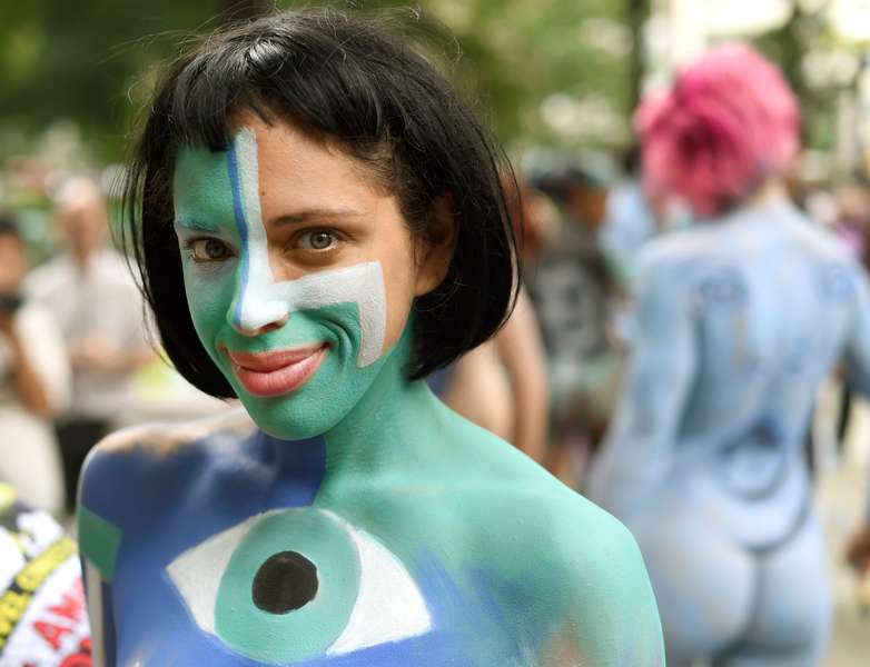 Expect A Huge Swarm Of Naked People In Body Paint To Hit NYC This Summer -  Thrillist