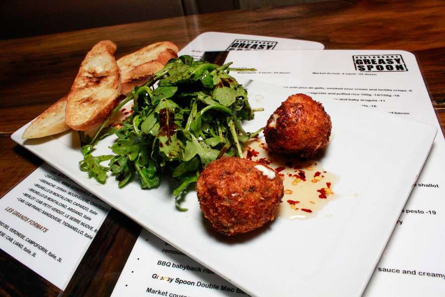 Restaurant Greasy Spoon: A Restaurant in Montréal, QC - Thrillist