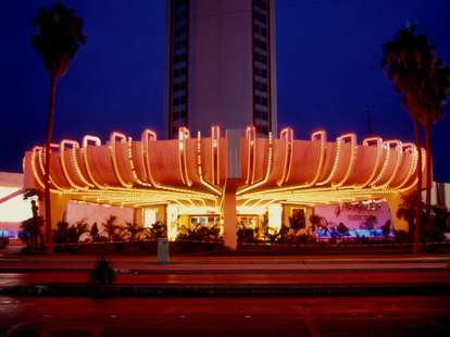 Fabled Las Vegas casino closes after 60 years