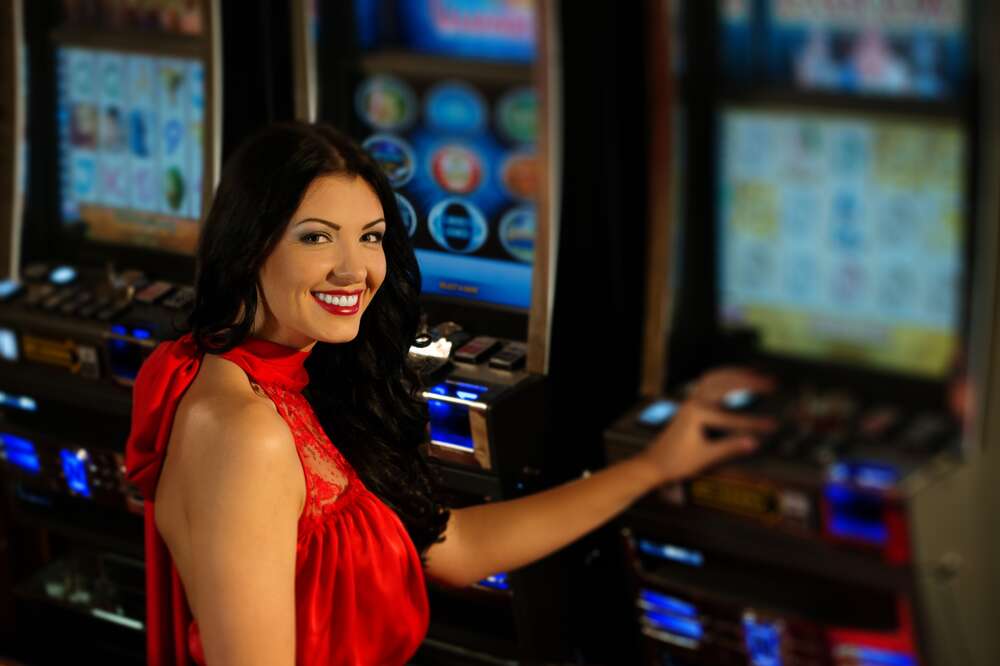 Casino Etiquette: Worst Decisions You Can Make in a Casino - Thrillist