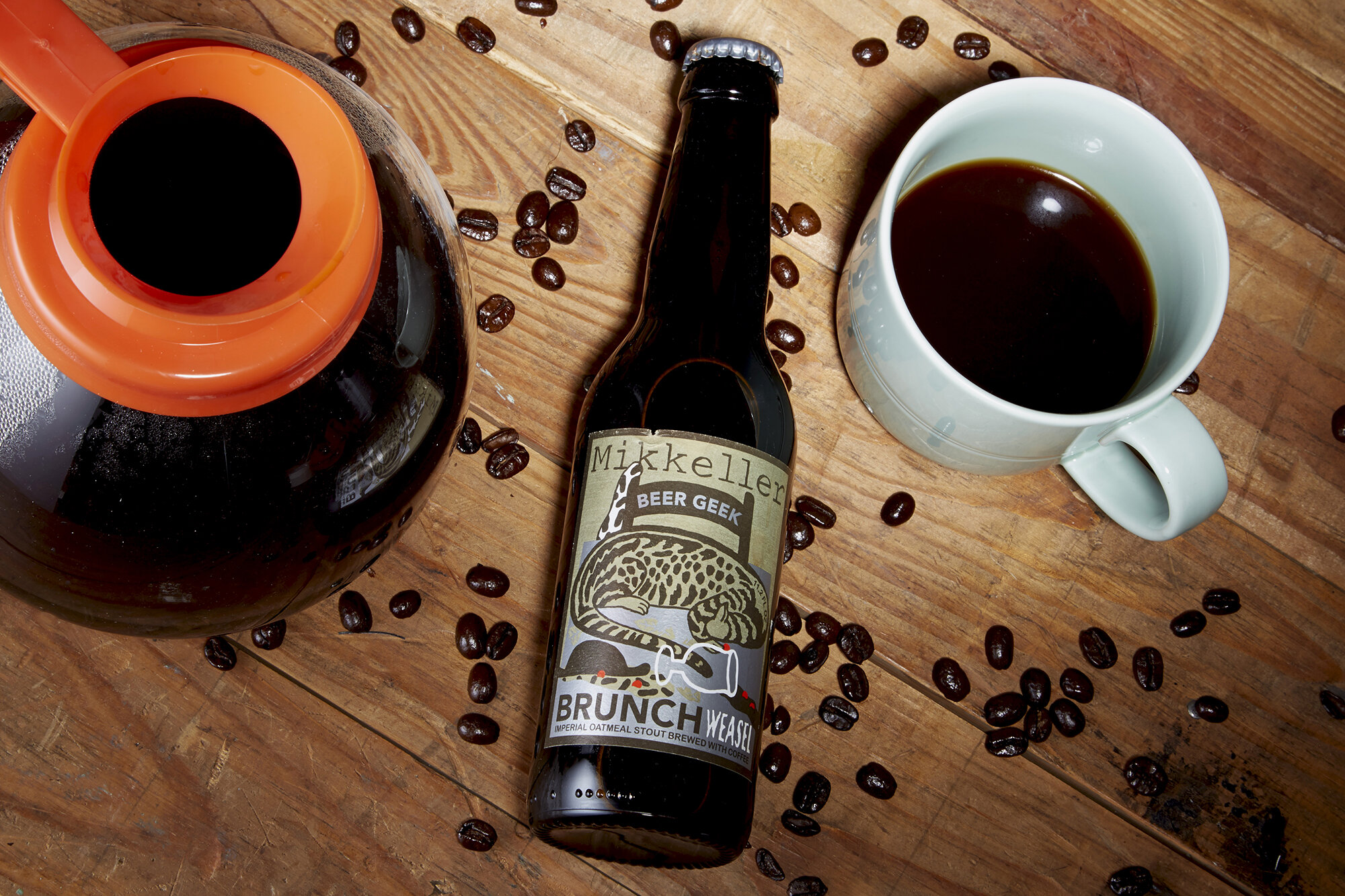 flatten;crop;webp=auto;jpeg quality=60 - Brunch Weasel: A Peaceful Moment Over a Glass of Beer