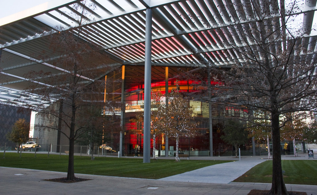 where to park at winspear opera house