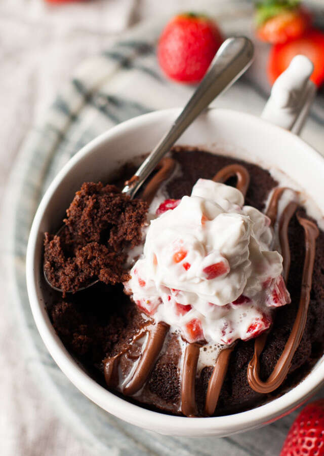 Nutella mug cake