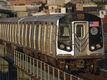 Mta To Add Extra Service To Four Overcrowded Subway Lines Thrillist