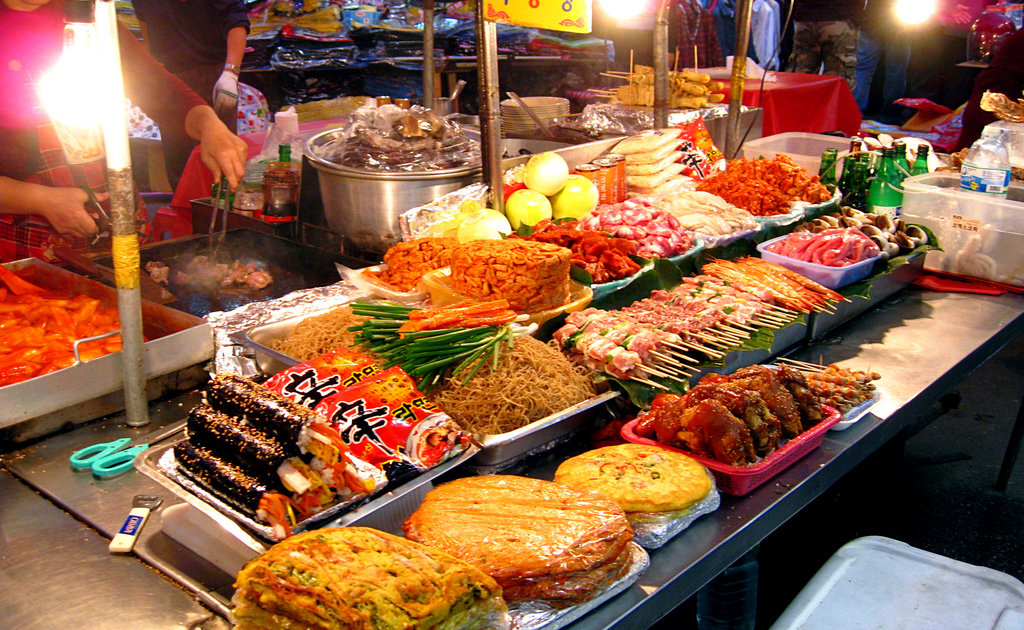 Chow Down At the Opening Night of the New Queens Night Market ...