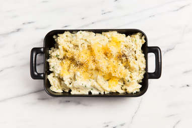 Artichoke dip mac 'n' cheese — Thrillist Recipes