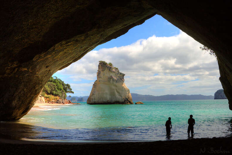 coromandel cathedral cove new zealand