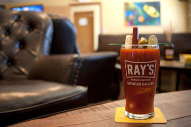 Ray's Growler Gallery and Wine Bar