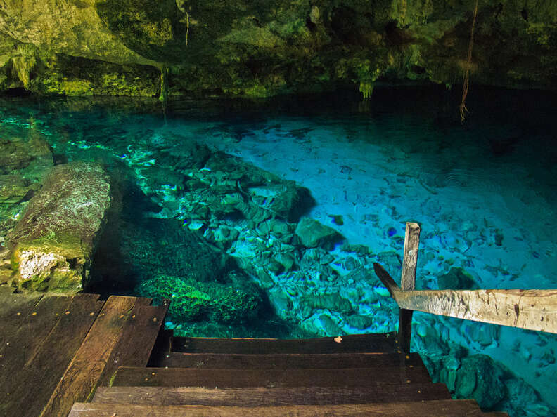 cenote dos ojos tulum mexico