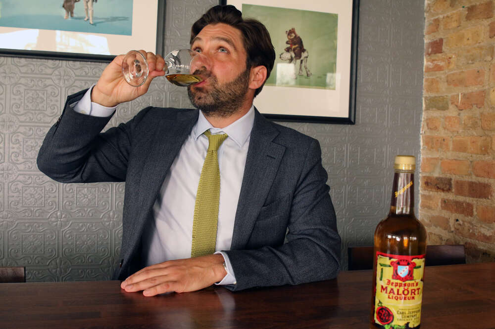 Malort taste test - Chicago Tribune