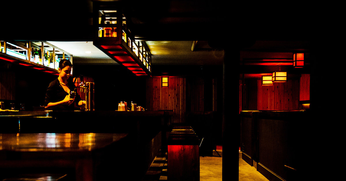 bars with secret entrances