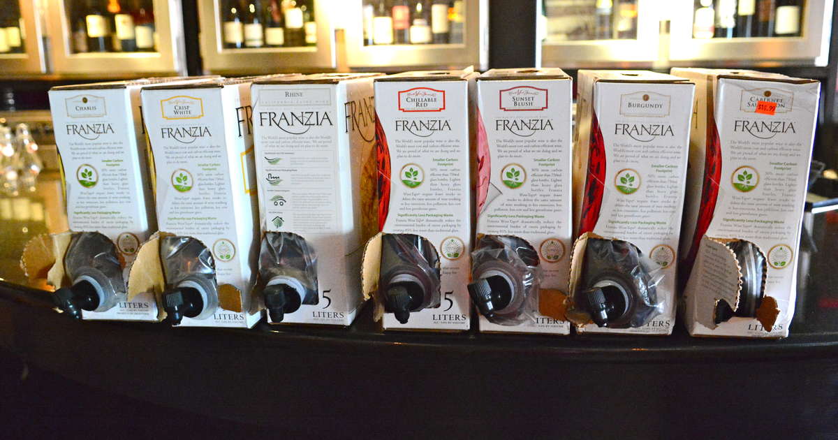 franzia boxed white wine